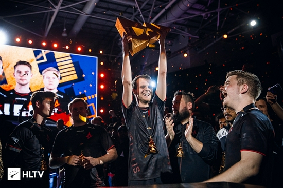 PUBG工作室的新游戏探索俯视角战术与大逃杀的融合